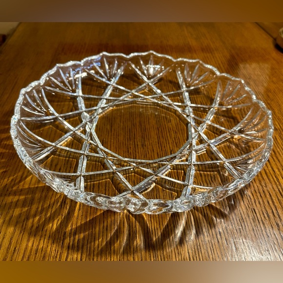 Mikasa Roxborough Hostess Serving Plate / Shallow Bowl 12.5” - Picture 2 of 8